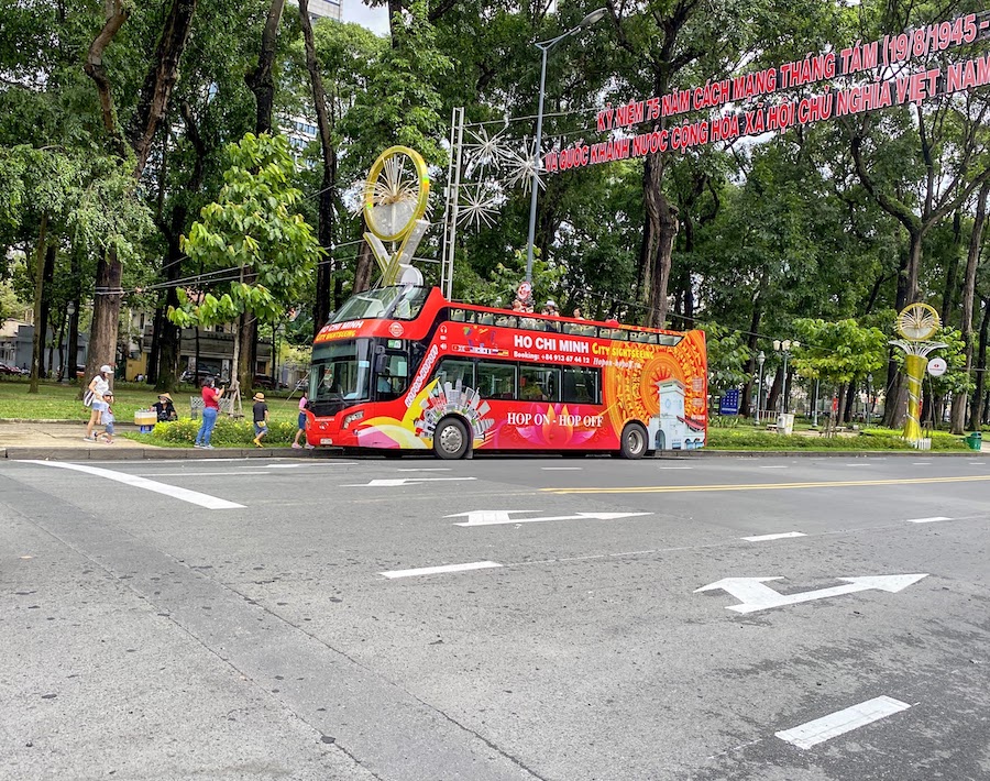 bus meeting point 